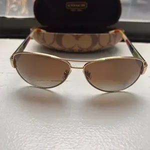 Chic Coach sunglasses | Commercial pilot shape Coach | Accessories | Chic Coach Sunglasses Commercial Pilot  main image 3